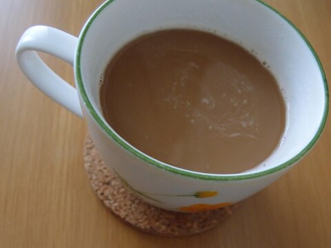 お鍋で作る美味しいはちみつミルクティー